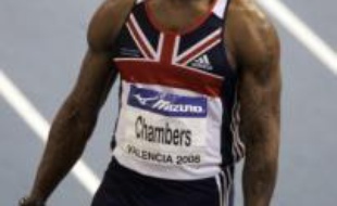 Les autorités sportives britanniques peinaient à cacher leur soulagement dimanche après l'annonce par le sprinteur et ex-dopé Dwain Chambers de sa reconversion dans le rugby à XIII, éloignant le spectre d'une bagarre juridique pour imposer son retour à l'athlétisme.