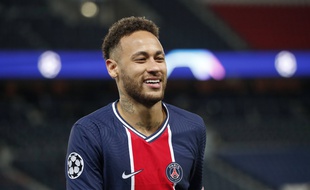 Neymar, vers un avenir riant au PSG ?