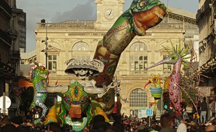 Lille, le 4 mai 2019. Grande parade d'ouverture des festivites de Lille 3000 Eldorado.