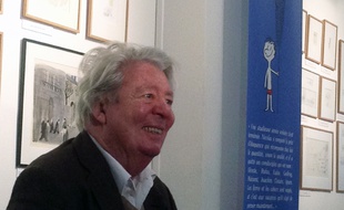 Sempé à l'exposition sur Les Vacances du petit Nicolas à Paris le 18 juin 2014