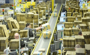 Un entrepôt d'Amazon au Royaume-Uni.