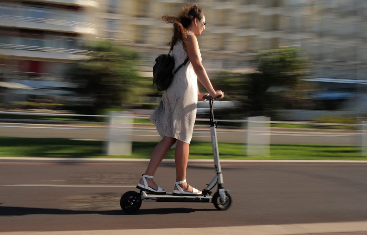 Age, vitesse, pistes, trottoirs... Quelles sont les règles à trottinette ?