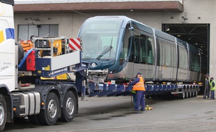 Livraison de la 130e rame de tramway du réseau de Bordeaux Métropole.