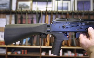Aux Etats-Unis, un site de vente d'armes en ligne pourrait être jugé responsable après une tuerie de masse (image d'illustration).