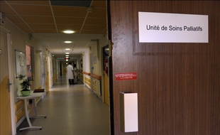 Les médecins de l'hôpital de Pontoise étaient favorables à l'arrêt des soins.