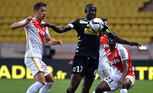 Cheikh Ndoye sous le maillot angevin en 2015.