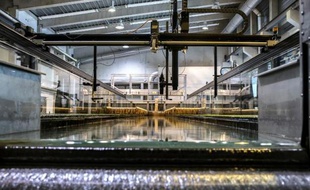 Photographie prise le 29 mai 2015 du simulateur d'inondations construit à Villeurbanne, près de Lyon, dans une salle de 300 m2 de l'Institut national de recherche en sciences et technologies pour l'environnement et l'agriculture (IRSTEA)