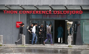 Un fusillade devant la mosquée Al-Noor à Baerum, près d'Oslo, a fait un blessé léger, le 10 août 2019.