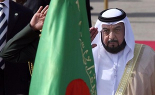 Plusieurs monarchies arabes du Golfe, dont les relations sont tendues avec l'Iran, ont adressé dimanche leurs félicitations au nouveau président le religieux modéré Hassan Rohani.