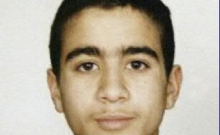 Photographie non datée du Canadien Omar Khadr fournie par le ministère de la Défense américain le 31 octobre 2010