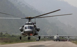 Huit personnes sont mortes mardi en Inde dans l'accident d'un hélicoptère de secours déployé pour venir en aide aux victimes des inondations dans l'Himalaya, a annoncé l'armée de l'air.