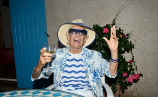 Michou en vacances à Saint-Tropez en août 2019.