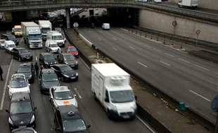 Le périphérique parisien - Image d'illustration.