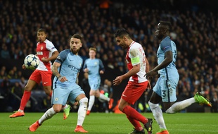 Radamel Falcao marque contre Manchester City le 21 février 2017.