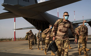 Les chefs d'Etat du G5 Sahel devaient s'entretenir vendredi avec Emmanuel Macron.