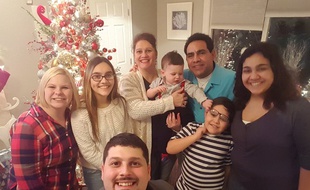 La famille Beristain, qui vit dans l'Etat de l'Indiana, au complet.
