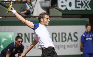 Richard Gasquet contre Nick Kyrgios à Roland-Garros le 27 mai 2016.