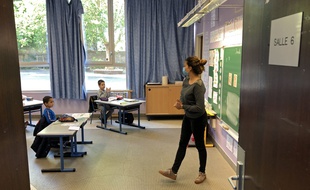 Rentrée des classes en petit comité à l'école Lalo-Clément, à Lille.