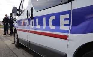 illustration: un véhicule de police.