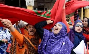 Manifestation à Rabat, au Maroc, à l'occasion de la journée internationale des droits des femmes, pour la parité en politique