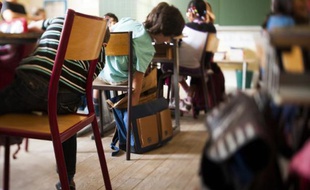Le redoublement, qui a déjà diminué mais reste plus fréquent en France qu'ailleurs, va devenir une décision "exceptionnelle", en accord avec les parents et entraînant un accompagnement spécifique des élèves
