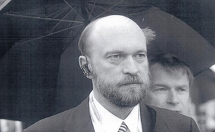 Capture d'écran du site d'Interpol dévoilant le portrait de Serguei Pougatchev.