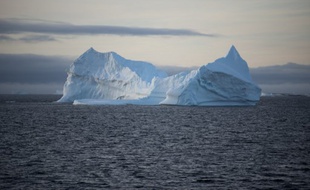 Un iceberg photographié en mars 2016 au large de l'Antarctique (photo illustration).