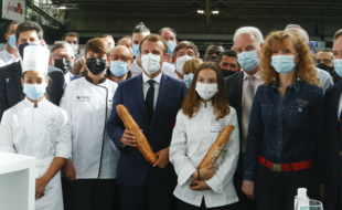 Emmanuel Macron au Sirha, lundi 27 septembre.