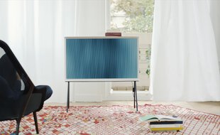 Avec la Samsung Week, profitez d'une réduction immédiate de 200 euros sur la gamme de TV Samsung The Serif.