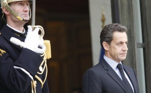 A dix-huit mois de la présidentielle, Nicolas Sarkozy a profité du remaniement pour refermer sans crier gare la parenthèse de l'ouverture à gauche, pourtant une de ses marques de fabrique, en congédiant Bernard Kouchner, Fadela Amara et Jean-Marie Bockel.