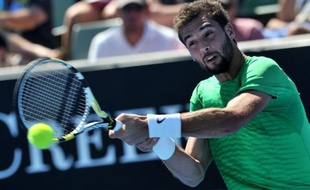 Le Français Benoît Paire, 96e mondial, s'est qualifié pour la première fois de sa carrière pour une finale ATP, à Belgrade, en battant samedi en demi-finale l'Espagnol Pablo Andujar, 6-3, 1-6, 6-3.