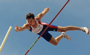 Le perchiste français Renaud Lavillenie, lors des championnats d'Europe par équipe à Leiria, le 21 juin 2009.