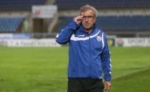 La Ligue 2 est encore loin pour le Racing et son coach Jacky Duguépéroux. (Archives)