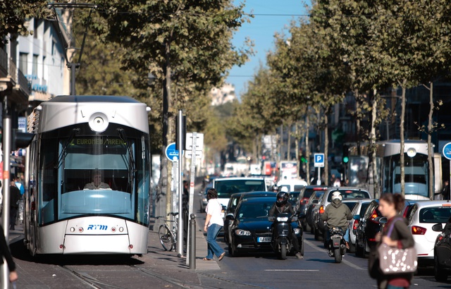 Pourquoi la Canebière a cette super réputation... alors que c'est plutôt moche 640x410_le-tramway-sur-la-canebiere
