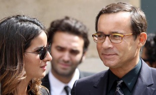 L'animateur-producteur Jean-Luc Delarue, décédé fin août, a légué ses biens immobiliers et les pièces majeures de sa collection d'art à sa veuve Anissa, tandis que la société Reservoir Prod, dont la valeur est incertaine, reviendra à son fils, rapporte dimanche le Journal du dimanche (JDD).