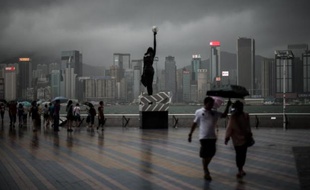 Passage du typhon Rammasun le 18 juillet 20104 au dessus de Hong Kong
