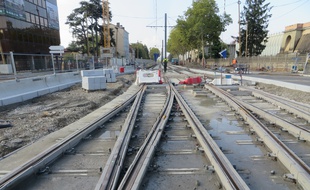 La ligne de tramway T6 à Lyon permettre de relier les villes de Bron et Vénissieux en 21 minutes.