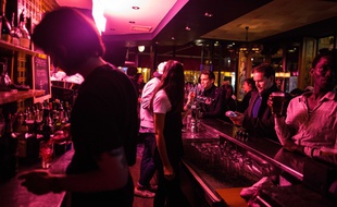 Un bar du 10e arrondissement en novembre 2015
