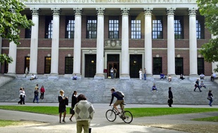 La bibliothèque de l'université Harvard aux Etats-Unis
