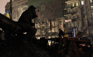 L'opposition ukrainienne a laissé entendre samedi qu'elle allait évacuer la mairie de Kiev occupée par les manifestants, une concession majeure depuis le début de la contestation il y a près de trois mois, après la libération des manifestants.