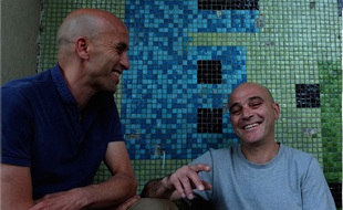Mouss et Hakim Amokrane sortent le 8 octobre l'album "Darons de la Garonne", composé sur des textes inédits de Claude Nougaro.