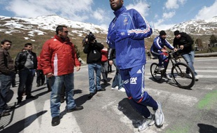 Williams Gallas termine son footing, le 18 mai 2010 à Tignes;