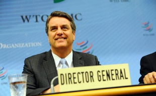 Le nouveau directeur général de l'OMC (organisation mondiale du commerce), le Brésilien Roberto Azevedo, est en train de faire bouger cette institution, en lui appliquant de nouvelles règles de fonctionnement pour la rendre plus efficace.