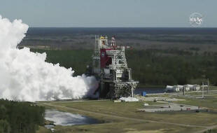 Test des moteurs de la fusée SLS de la Nasa le 18 mars 2021 dans le Mississippi.