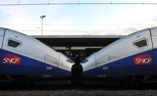 La grève d'une journée lancée par la CGT-Cheminots contre la réforme ferroviaire était suivie le 10 mars 2015 par moins de 10% des agents de la SNCF et le trafic était normal