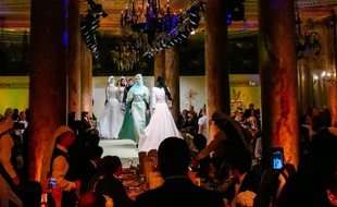 Défilé lors du festival de mode islamique organisé à Cannes le 22 mai 2015.