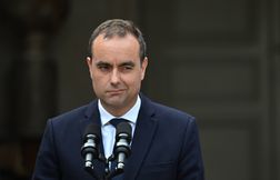 Lecornu annonce qu'il reviendra sur la suppression de deux jours fériés