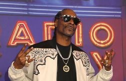 Snoop Dogg maintient ses propos lesbophobes
