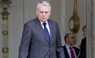 Le premier ministre Jean-Marc Ayrault, à la sortie d'un conseils des ministres le 6 mars 2013.