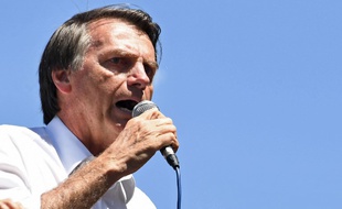air Bolsonaro, candidat d'extrême droite à la présidentielle brésilienne